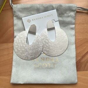 Kendra Scott Diane Silver Hoop earrings - nwt